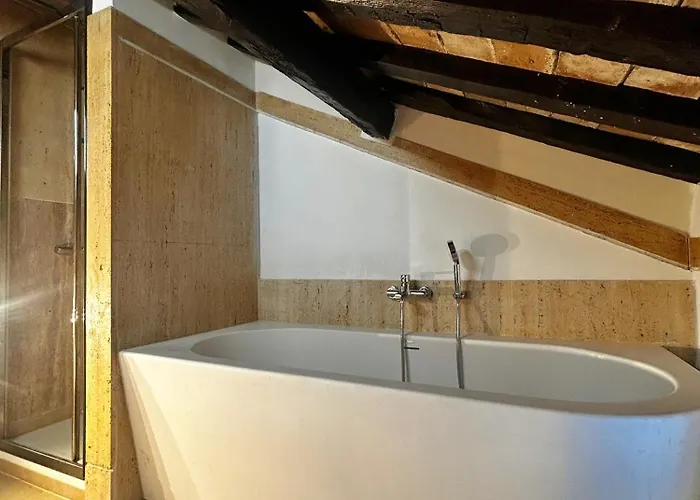 Altiora - Luxury Loft In Trastevere, * רומא
